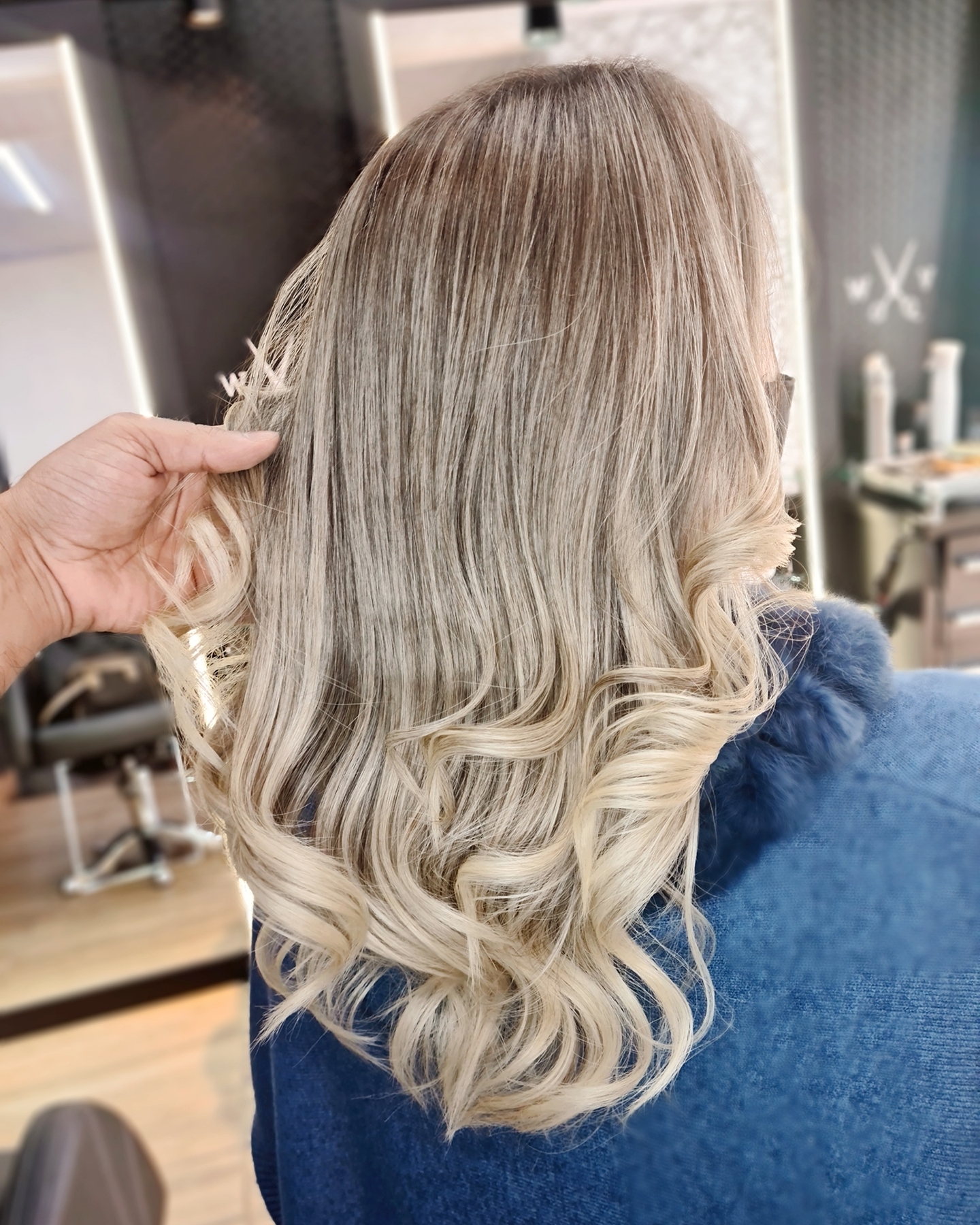 Mechas AirTouch em Curitiba com Welli Valente