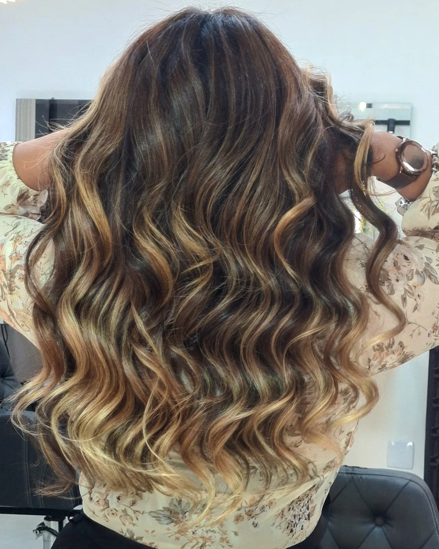 Mechas AirTouch em Curitiba com Welli Valente