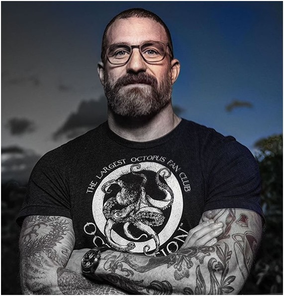 barba modelada com técnica profissional no Welli Valente Salon no Centro de Curitiba